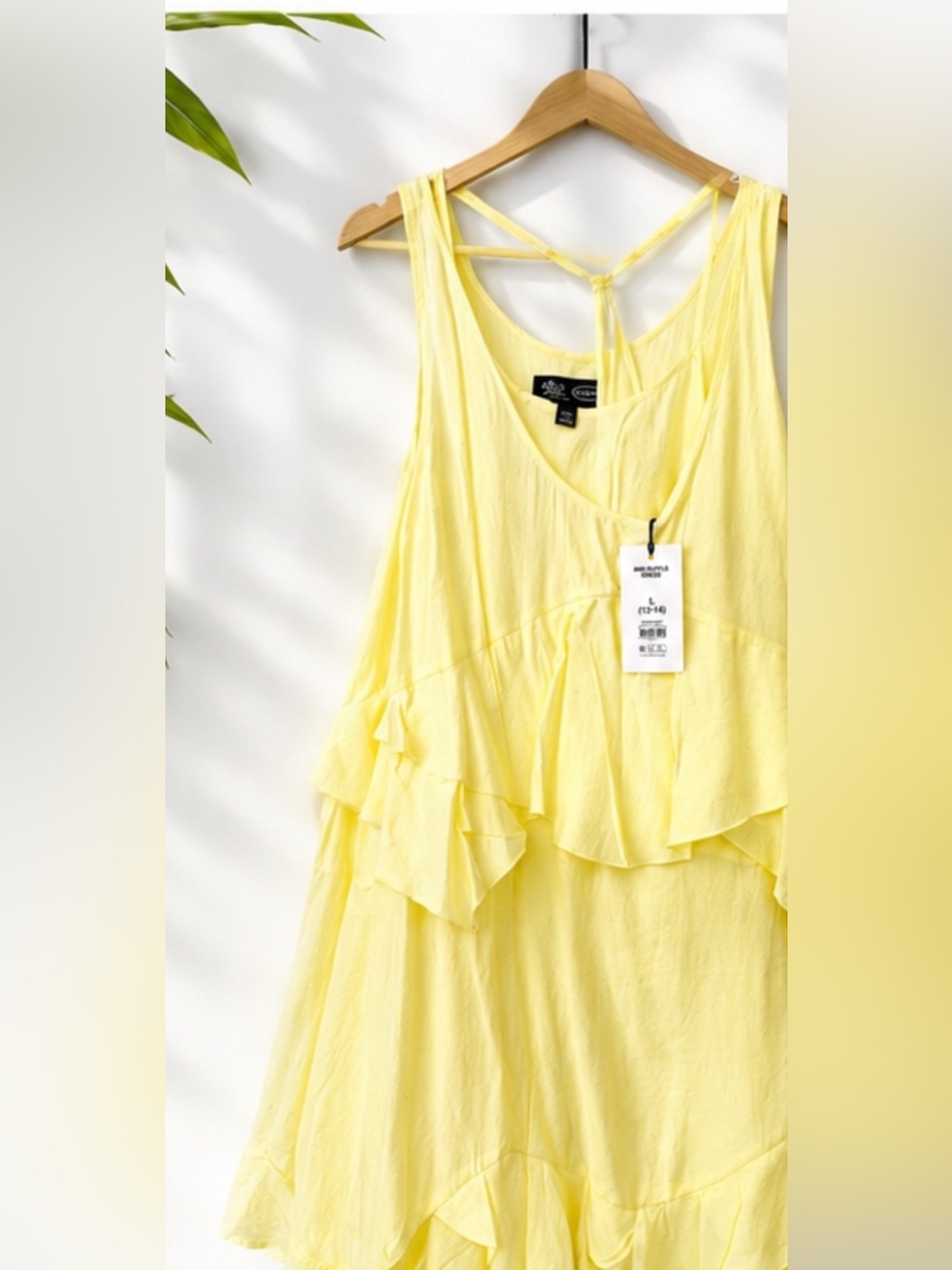 💛 NWT Scoop x The Devil Wears Prada Mini Ruffle Dress – Size Large (12-14) 💛